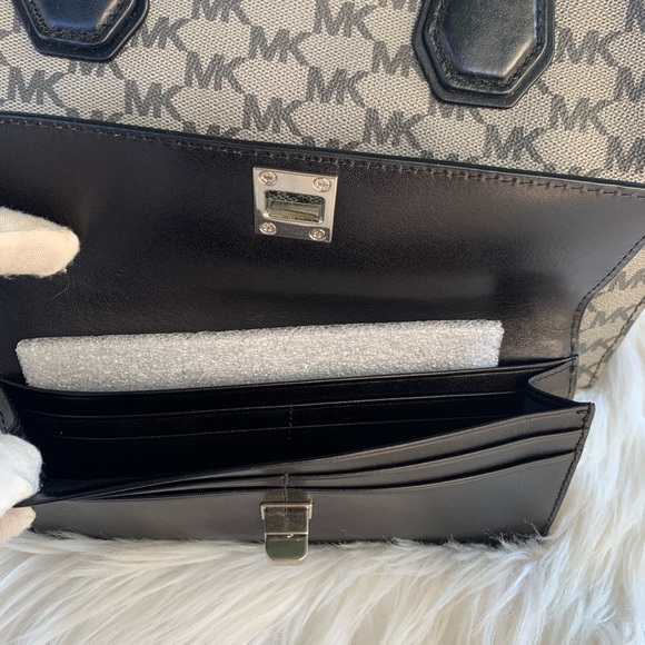 Michael Kors Mercer Monogram Leather Medium Duffle Satchel And Envelop Wallet - Picture 8 of 10